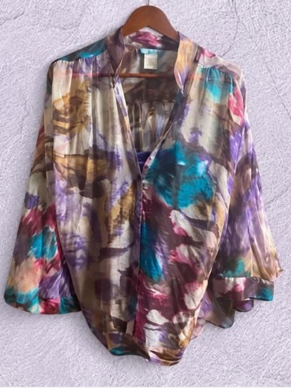 GUESS by Marciano Abstract Button-Front Batwing Slv Blouse W/Built-In Cami Large
